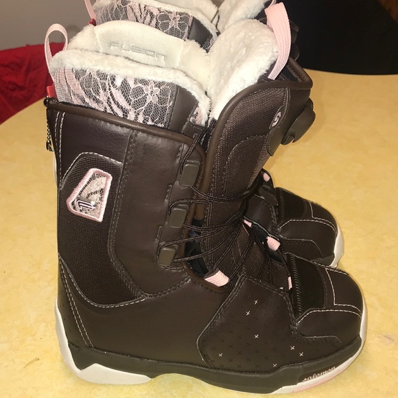 salomon f20 snowboard boots